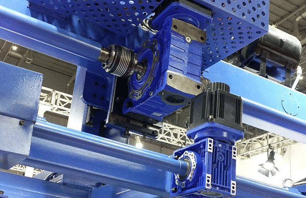 西安西瑪直流電機蝸輪磨損問題。