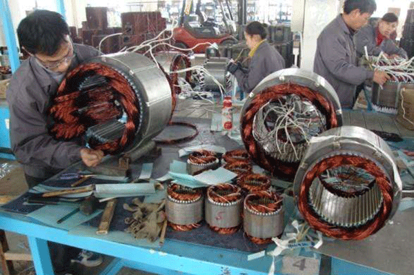 西安泰富西瑪電機(jī)技術(shù)人員與您分享電機(jī)大修后的影響。