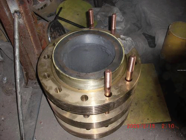 如何在加工過程中防止電機滑環(huán)損壞？