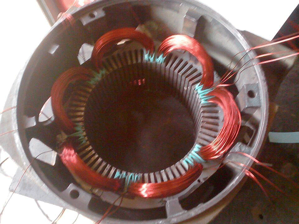 Y系列三相異步電動(dòng)機(jī)三相不平衡現(xiàn)象及根本原因分析。